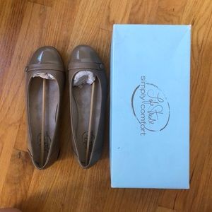 Tan LifeStride Ballet Flats NEVER WORN
